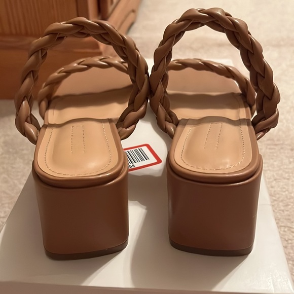 New CUSHIONAIRE Onyx Neutral Tan Braided Memory Foam Slide Block Heel Sandal 9 - Picture 9 of 10